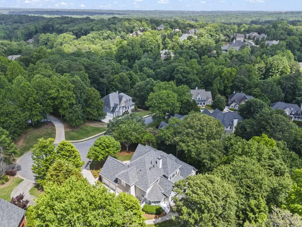 650 Eaton Place, Sandy Springs, Georgia 30350, 5 Bedrooms Bedrooms, ,4 BathroomsBathrooms,Residential,Sold,650 Eaton Place,7390624