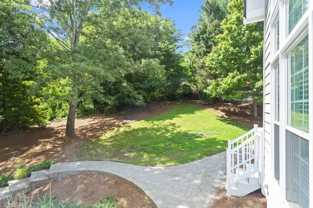 650 Eaton Place, Sandy Springs, Georgia 30350, 5 Bedrooms Bedrooms, ,4 BathroomsBathrooms,Residential,Sold,650 Eaton Place,7390624