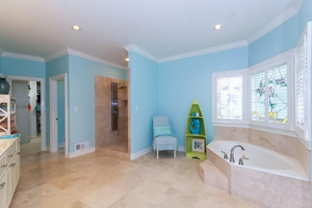 535 Fountain Oaks Way, Sandy Springs, Georgia 30342, 4 Bedrooms Bedrooms, ,3 BathroomsBathrooms,Residential,Sold,535 Fountain Oaks Way,6766009