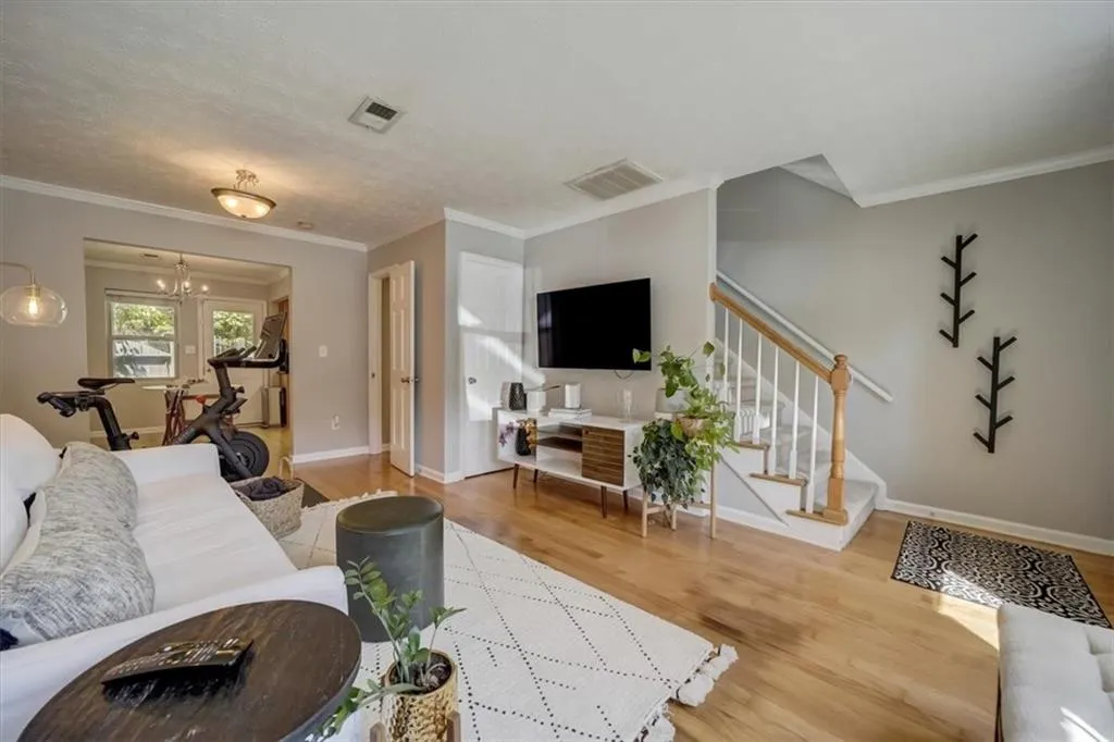 255 Winding River Drive Unit E, Sandy Springs, Georgia 30350, 2 Bedrooms Bedrooms, ,1 BathroomBathrooms,Residential,Sold,255 Winding River Drive Unit E,7212681