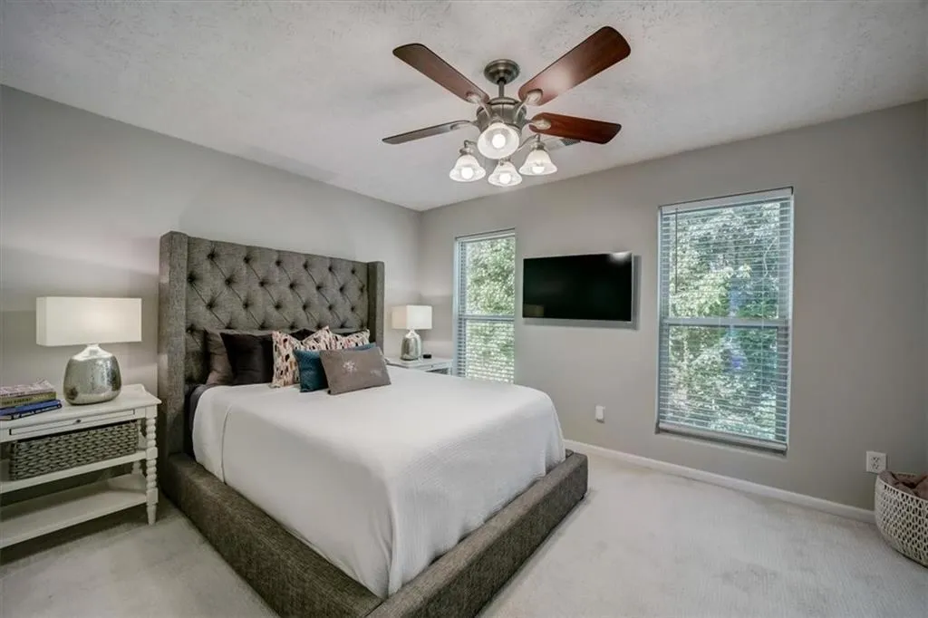 255 Winding River Drive Unit E, Sandy Springs, Georgia 30350, 2 Bedrooms Bedrooms, ,1 BathroomBathrooms,Residential,Sold,255 Winding River Drive Unit E,7212681