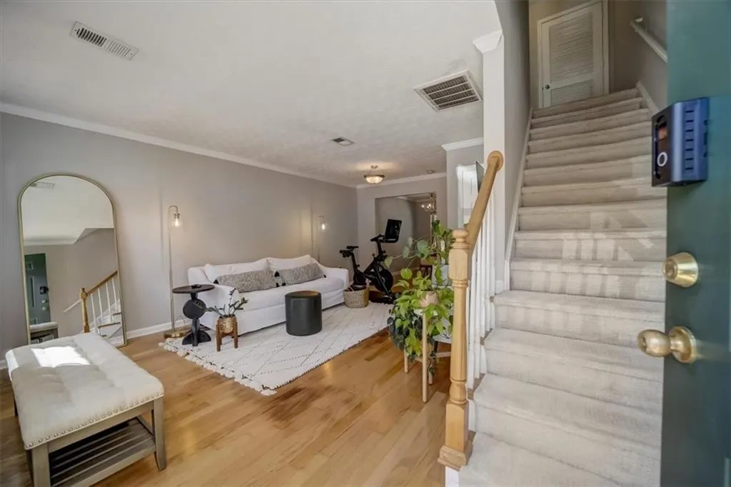 255 Winding River Drive Unit E, Sandy Springs, Georgia 30350, 2 Bedrooms Bedrooms, ,1 BathroomBathrooms,Residential,Sold,255 Winding River Drive Unit E,7212681