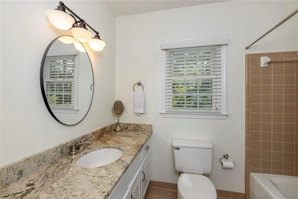7765 Dunvegan Close, Sandy Springs, Georgia 30350, 4 Bedrooms Bedrooms, ,3 BathroomsBathrooms,Residential,For Sale,7765 Dunvegan Close,7619214