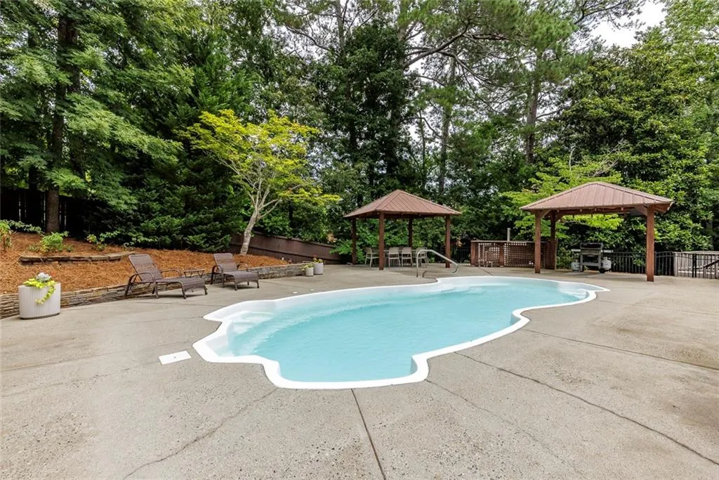 7765 Dunvegan Close, Sandy Springs, Georgia 30350, 4 Bedrooms Bedrooms, ,3 BathroomsBathrooms,Residential,For Sale,7765 Dunvegan Close,7619214
