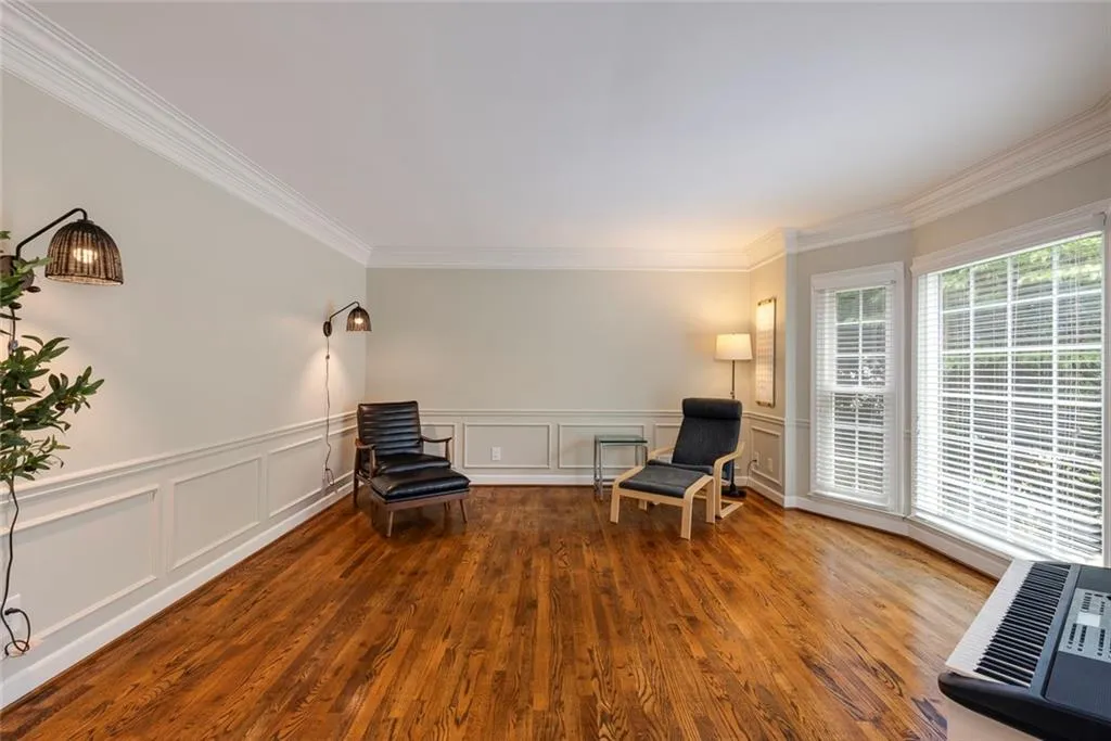7765 Dunvegan Close, Sandy Springs, Georgia 30350, 4 Bedrooms Bedrooms, ,3 BathroomsBathrooms,Residential,For Sale,7765 Dunvegan Close,7619214