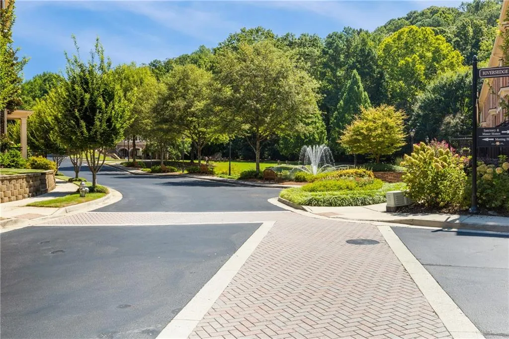 200 River Vista Drive Unit 608, Atlanta, Georgia 30339, 2 Bedrooms Bedrooms, ,2 BathroomsBathrooms,Residential,For Sale,200 River Vista Drive Unit 608,7640421
