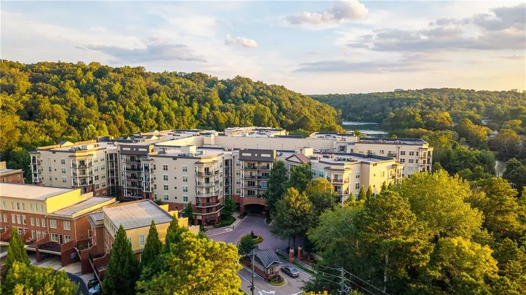 200 River Vista Drive Unit 608, Atlanta, Georgia 30339, 2 Bedrooms Bedrooms, ,2 BathroomsBathrooms,Residential,For Sale,200 River Vista Drive Unit 608,7640421