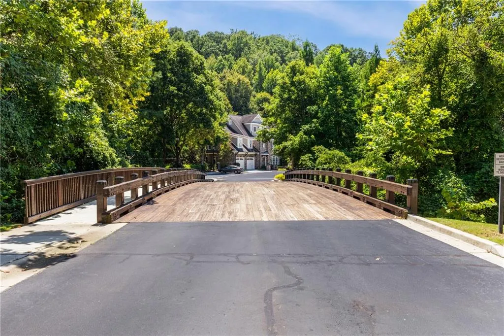 200 River Vista Drive Unit 608, Atlanta, Georgia 30339, 2 Bedrooms Bedrooms, ,2 BathroomsBathrooms,Residential,For Sale,200 River Vista Drive Unit 608,7640421