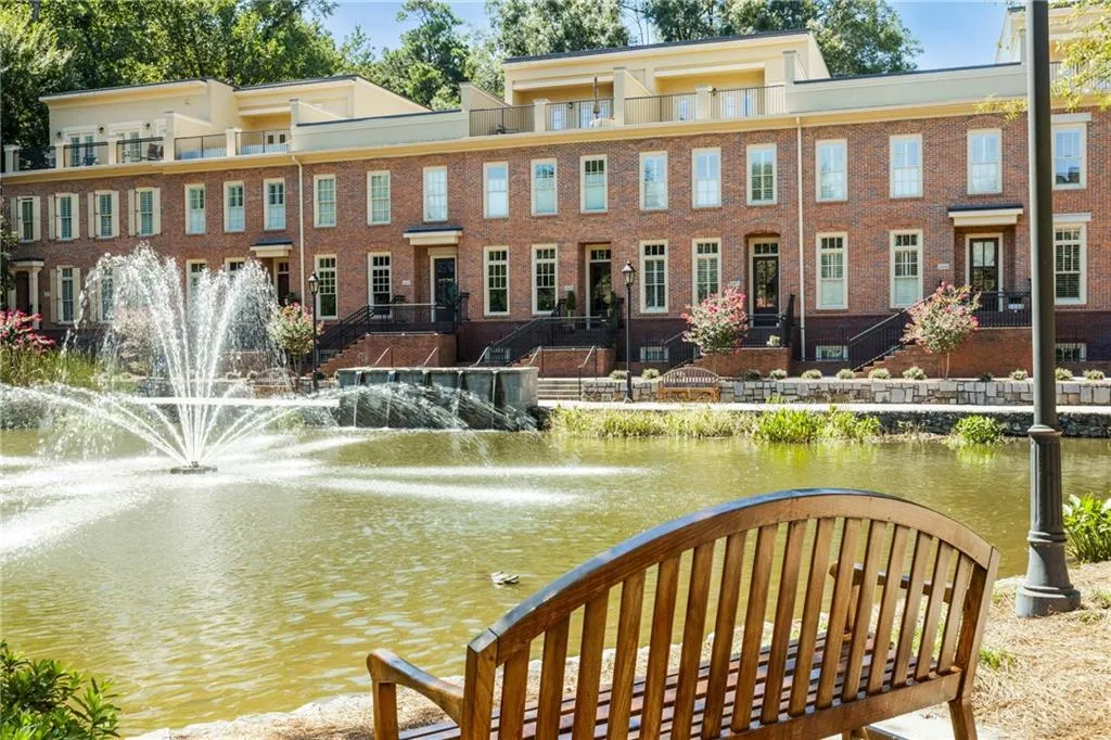 200 River Vista Drive Unit 608, Atlanta, Georgia 30339, 2 Bedrooms Bedrooms, ,2 BathroomsBathrooms,Residential,For Sale,200 River Vista Drive Unit 608,7640421