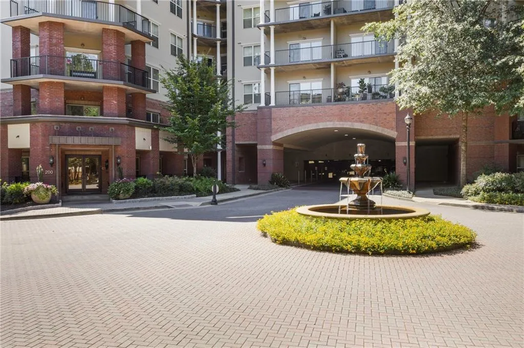 200 River Vista Drive Unit 608, Atlanta, Georgia 30339, 2 Bedrooms Bedrooms, ,2 BathroomsBathrooms,Residential,For Sale,200 River Vista Drive Unit 608,7640421