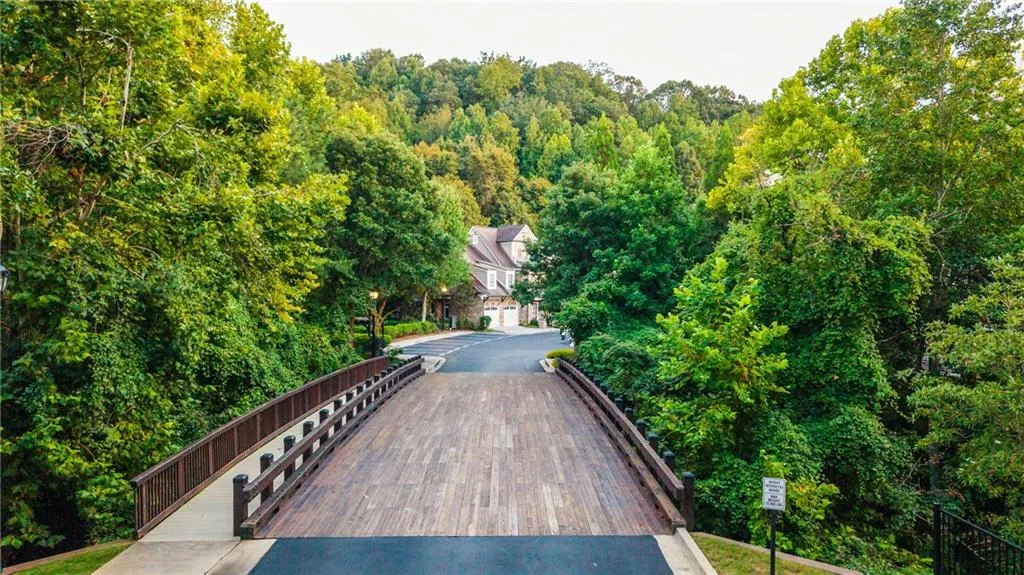 200 River Vista Drive Unit 608, Atlanta, Georgia 30339, 2 Bedrooms Bedrooms, ,2 BathroomsBathrooms,Residential,For Sale,200 River Vista Drive Unit 608,7640421
