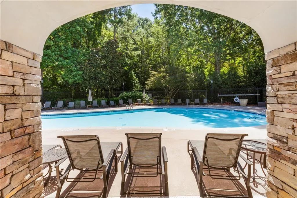 200 River Vista Drive Unit 608, Atlanta, Georgia 30339, 2 Bedrooms Bedrooms, ,2 BathroomsBathrooms,Residential,For Sale,200 River Vista Drive Unit 608,7640421