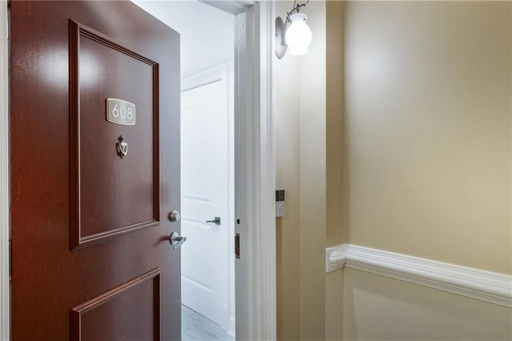 200 River Vista Drive Unit 608, Atlanta, Georgia 30339, 2 Bedrooms Bedrooms, ,2 BathroomsBathrooms,Residential,For Sale,200 River Vista Drive Unit 608,7640421