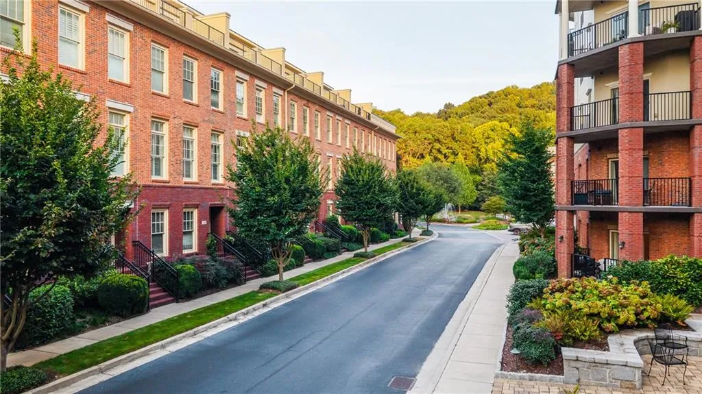 200 River Vista Drive Unit 608, Atlanta, Georgia 30339, 2 Bedrooms Bedrooms, ,2 BathroomsBathrooms,Residential,For Sale,200 River Vista Drive Unit 608,7640421