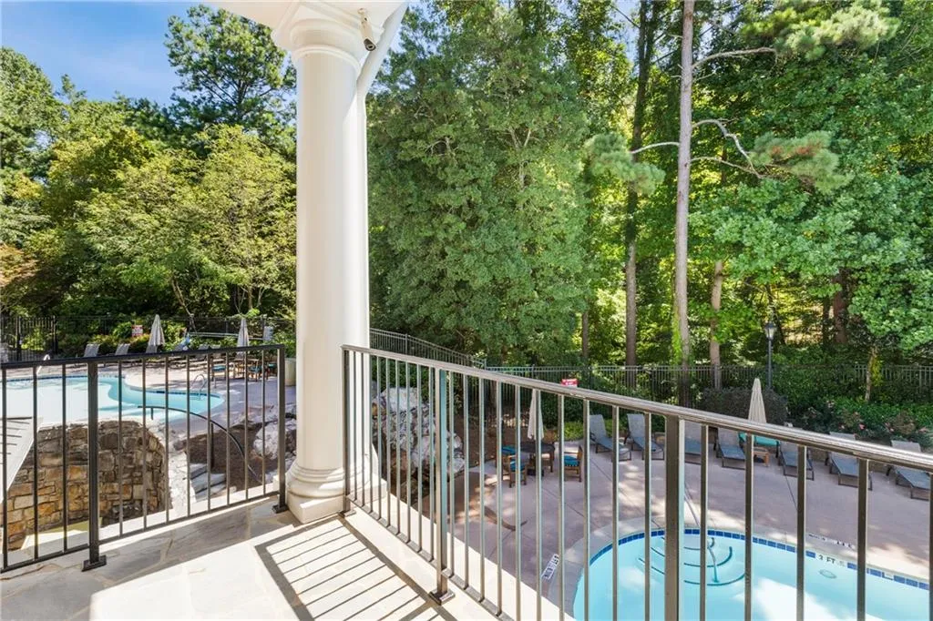 200 River Vista Drive Unit 608, Atlanta, Georgia 30339, 2 Bedrooms Bedrooms, ,2 BathroomsBathrooms,Residential,For Sale,200 River Vista Drive Unit 608,7640421