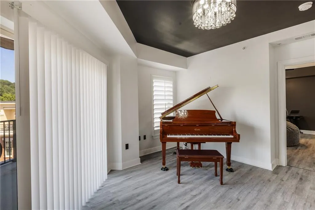 200 River Vista Drive Unit 608, Atlanta, Georgia 30339, 2 Bedrooms Bedrooms, ,2 BathroomsBathrooms,Residential,For Sale,200 River Vista Drive Unit 608,7640421