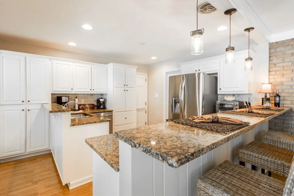 230 Abington Drive, Atlanta, Georgia 30328, 4 Bedrooms Bedrooms, ,3 BathroomsBathrooms,Residential,Sold,230 Abington Drive,5908493