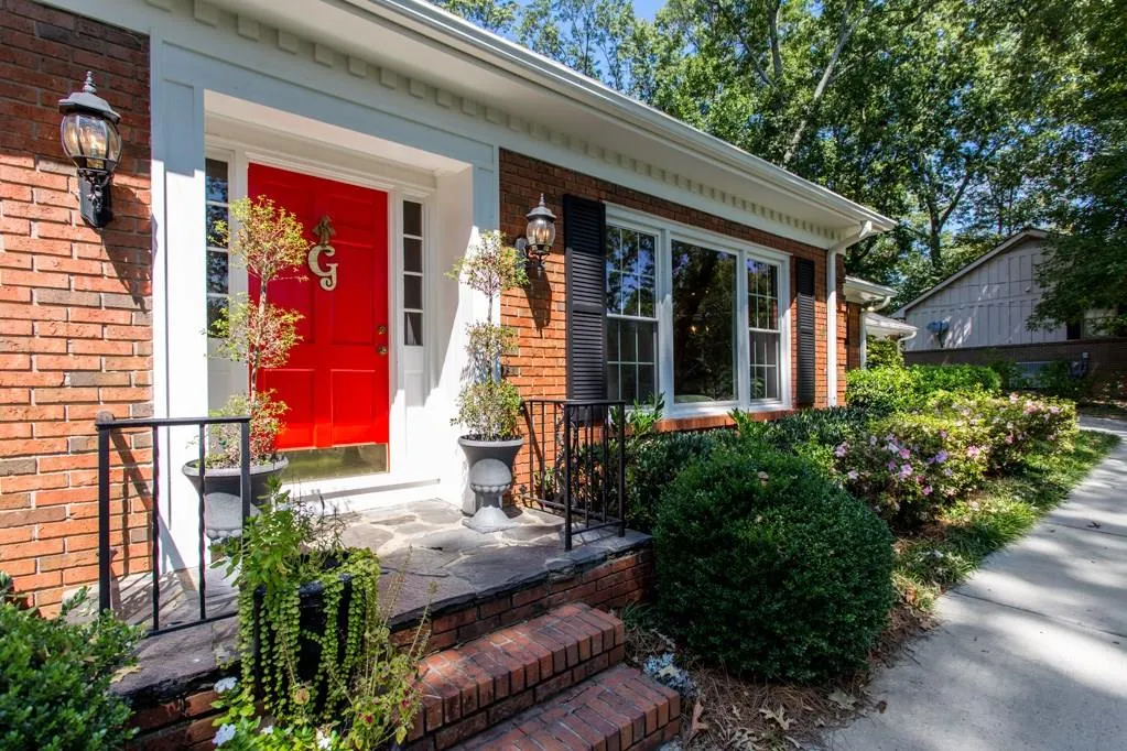 230 Abington Drive, Atlanta, Georgia 30328, 4 Bedrooms Bedrooms, ,3 BathroomsBathrooms,Residential,Sold,230 Abington Drive,5908493