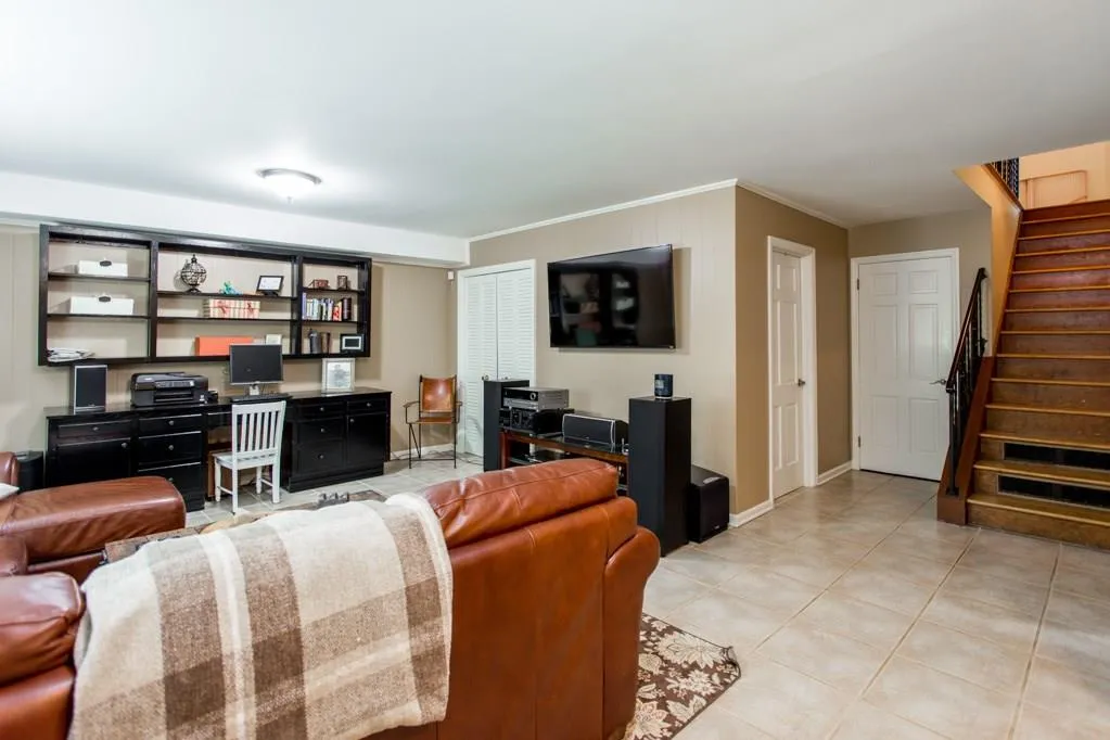 230 Abington Drive, Atlanta, Georgia 30328, 4 Bedrooms Bedrooms, ,3 BathroomsBathrooms,Residential,Sold,230 Abington Drive,5908493