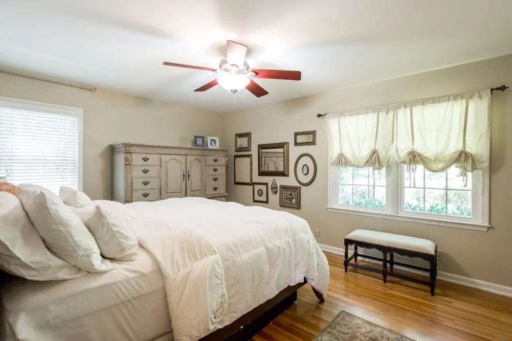 230 Abington Drive, Atlanta, Georgia 30328, 4 Bedrooms Bedrooms, ,3 BathroomsBathrooms,Residential,Sold,230 Abington Drive,5908493