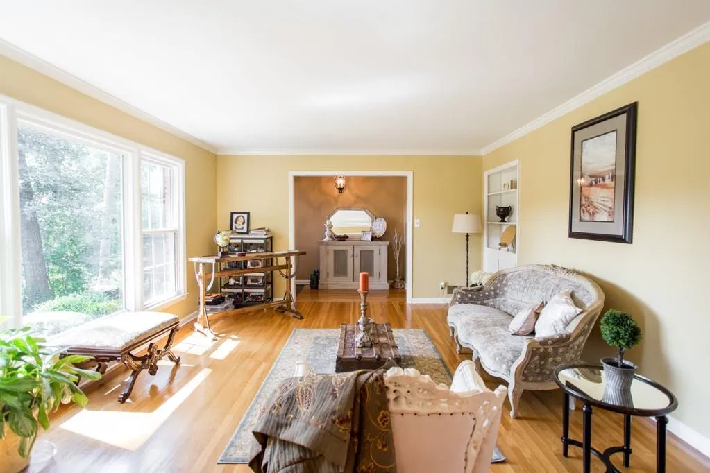 230 Abington Drive, Atlanta, Georgia 30328, 4 Bedrooms Bedrooms, ,3 BathroomsBathrooms,Residential,Sold,230 Abington Drive,5908493