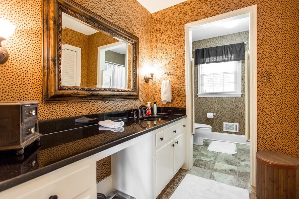 230 Abington Drive, Atlanta, Georgia 30328, 4 Bedrooms Bedrooms, ,3 BathroomsBathrooms,Residential,Sold,230 Abington Drive,5908493