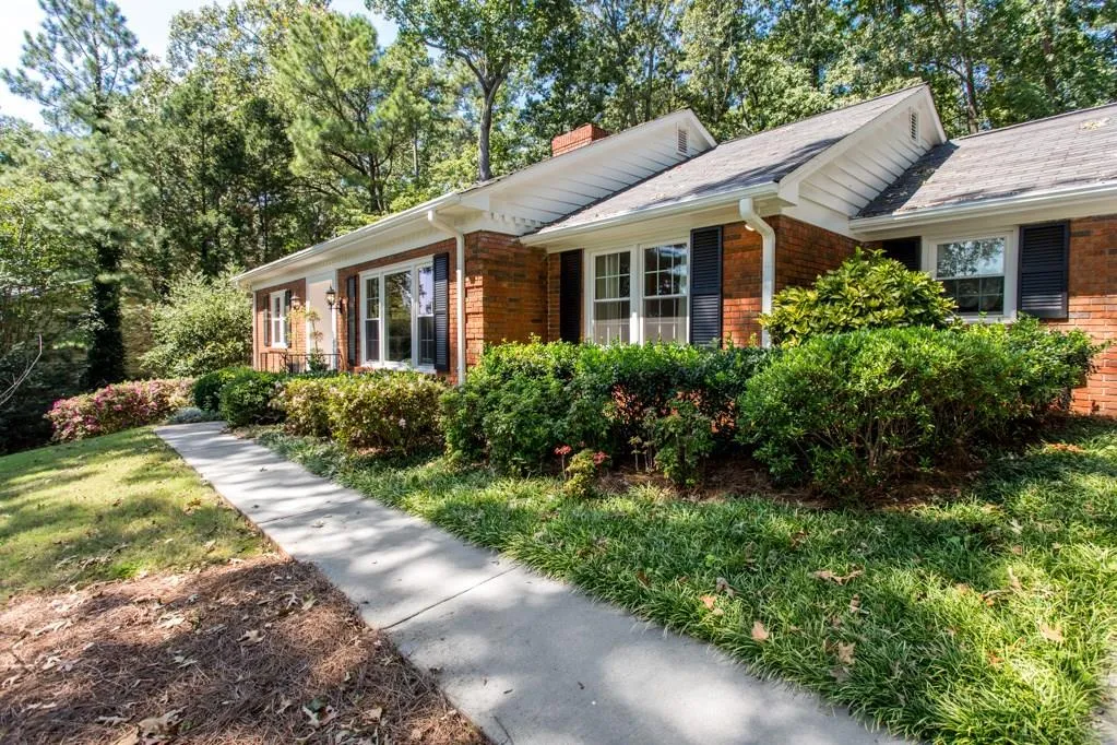 230 Abington Drive, Atlanta, Georgia 30328, 4 Bedrooms Bedrooms, ,3 BathroomsBathrooms,Residential,Sold,230 Abington Drive,5908493