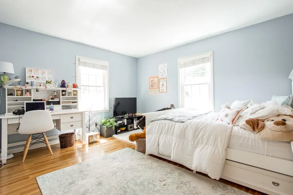 230 Abington Drive, Atlanta, Georgia 30328, 4 Bedrooms Bedrooms, ,3 BathroomsBathrooms,Residential,Sold,230 Abington Drive,5908493