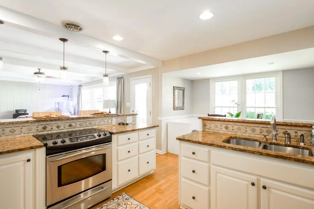 230 Abington Drive, Atlanta, Georgia 30328, 4 Bedrooms Bedrooms, ,3 BathroomsBathrooms,Residential,Sold,230 Abington Drive,5908493