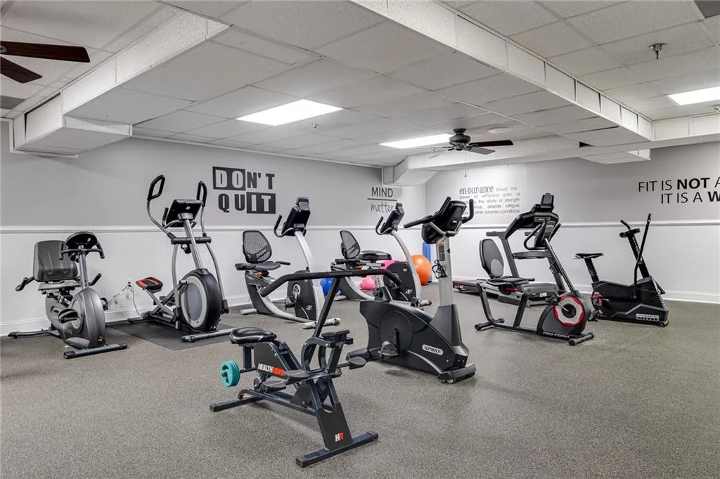 300 Johnson Ferry Road Ne Unit B108, Sandy Springs, Georgia 30328, 1 Bedroom Bedrooms, ,1 BathroomBathrooms,Residential,Sold,300 Johnson Ferry Road Ne Unit B108,7044784