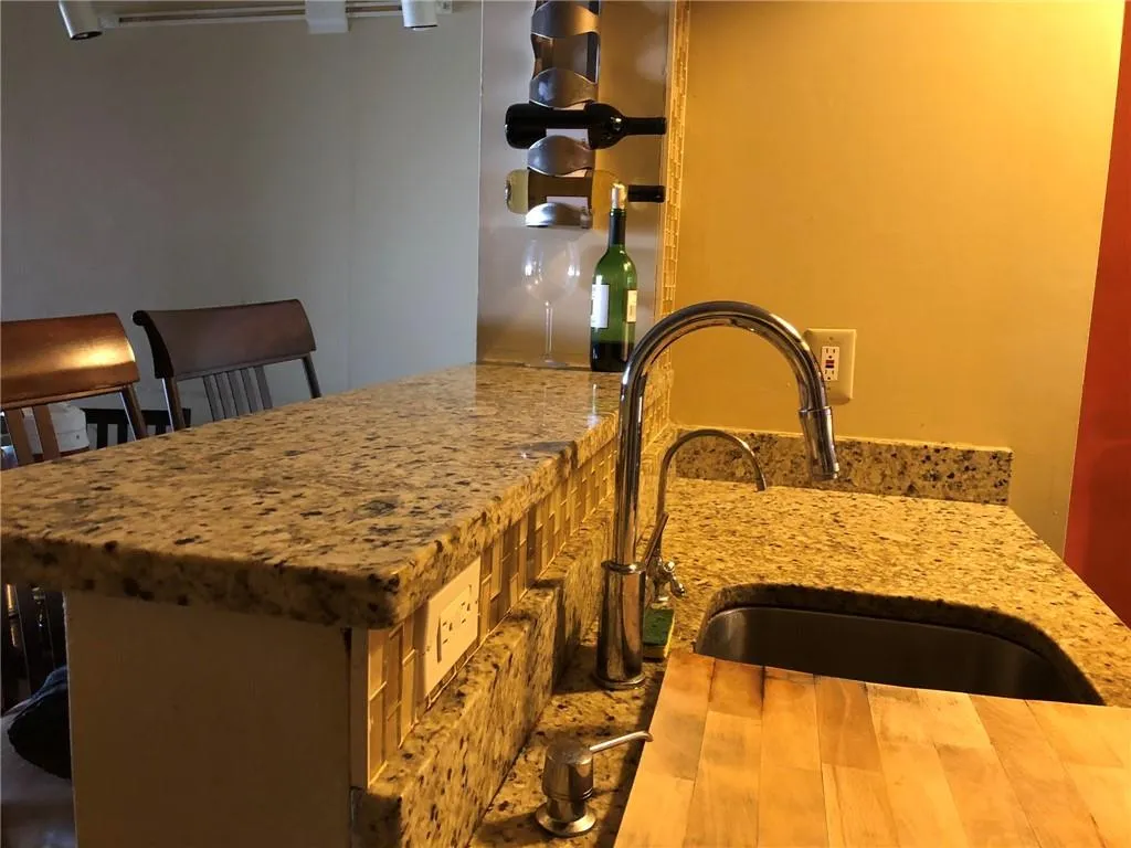 795 Hammond Drive Unit #2004, Atlanta, Georgia 30328, 1 Bedroom Bedrooms, ,1 BathroomBathrooms,Residential,Sold,795 Hammond Drive Unit #2004,6517872