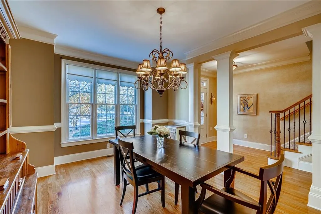 101 Chemin De Vie, Sandy Springs, Georgia 30342, 3 Bedrooms Bedrooms, ,3 BathroomsBathrooms,Residential,Sold,101 Chemin De Vie,6814365