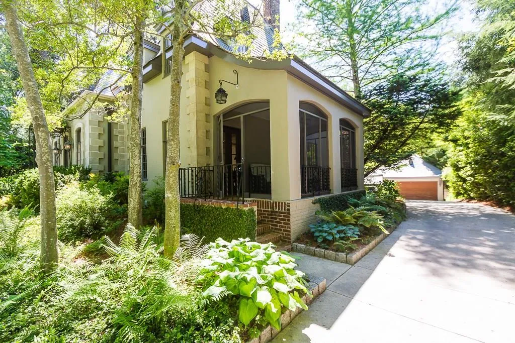 3136 Habersham Road Nw, Atlanta, Georgia 30305, 4 Bedrooms Bedrooms, ,3 BathroomsBathrooms,Residential,Sold,3136 Habersham Road Nw,5949610