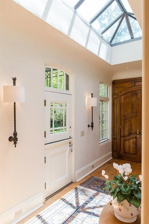 3136 Habersham Road Nw, Atlanta, Georgia 30305, 4 Bedrooms Bedrooms, ,3 BathroomsBathrooms,Residential,Sold,3136 Habersham Road Nw,5949610