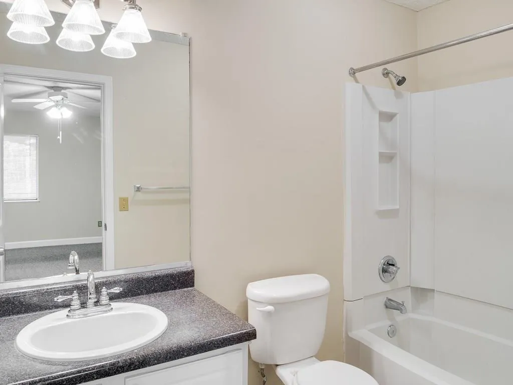 1805 Wingate Way, Sandy Springs, Georgia 30350, 2 Bedrooms Bedrooms, ,2 BathroomsBathrooms,Residential,Sold,1805 Wingate Way,5792053