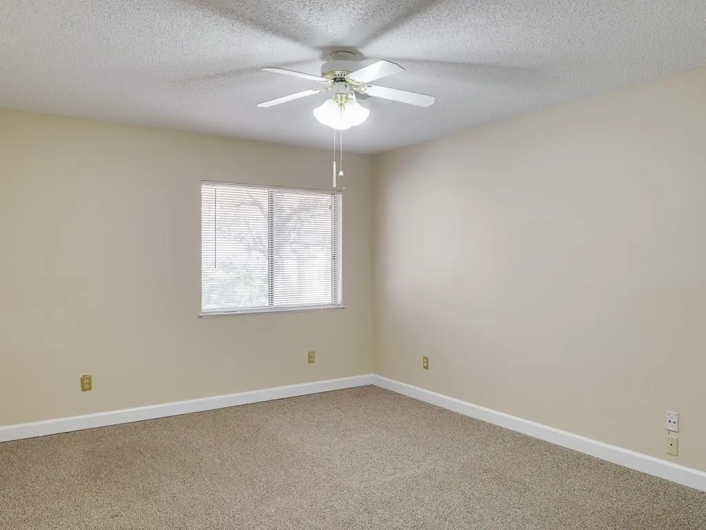 1805 Wingate Way, Sandy Springs, Georgia 30350, 2 Bedrooms Bedrooms, ,2 BathroomsBathrooms,Residential,Sold,1805 Wingate Way,5792053