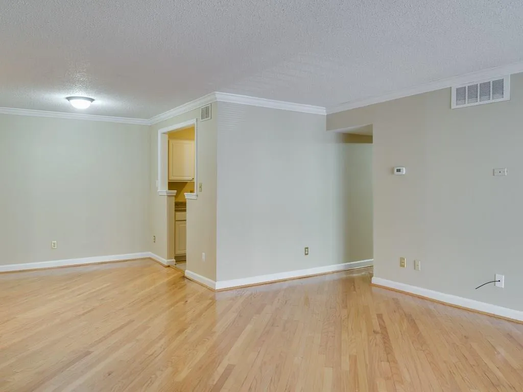 1805 Wingate Way, Sandy Springs, Georgia 30350, 2 Bedrooms Bedrooms, ,2 BathroomsBathrooms,Residential,Sold,1805 Wingate Way,5792053