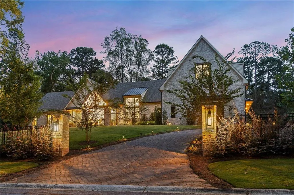 8380 Berkley Ridge, Sandy Springs, Georgia 30350, 5 Bedrooms Bedrooms, ,5 BathroomsBathrooms,Residential,For Sale,8380 Berkley Ridge,7710155