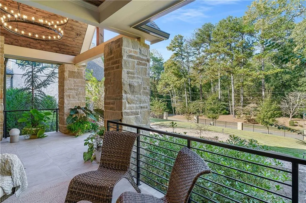 8380 Berkley Ridge, Sandy Springs, Georgia 30350, 5 Bedrooms Bedrooms, ,5 BathroomsBathrooms,Residential,For Sale,8380 Berkley Ridge,7710155
