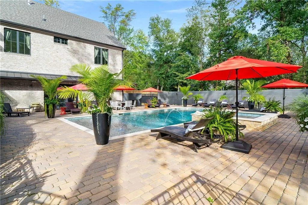 8380 Berkley Ridge, Sandy Springs, Georgia 30350, 5 Bedrooms Bedrooms, ,5 BathroomsBathrooms,Residential,For Sale,8380 Berkley Ridge,7710155