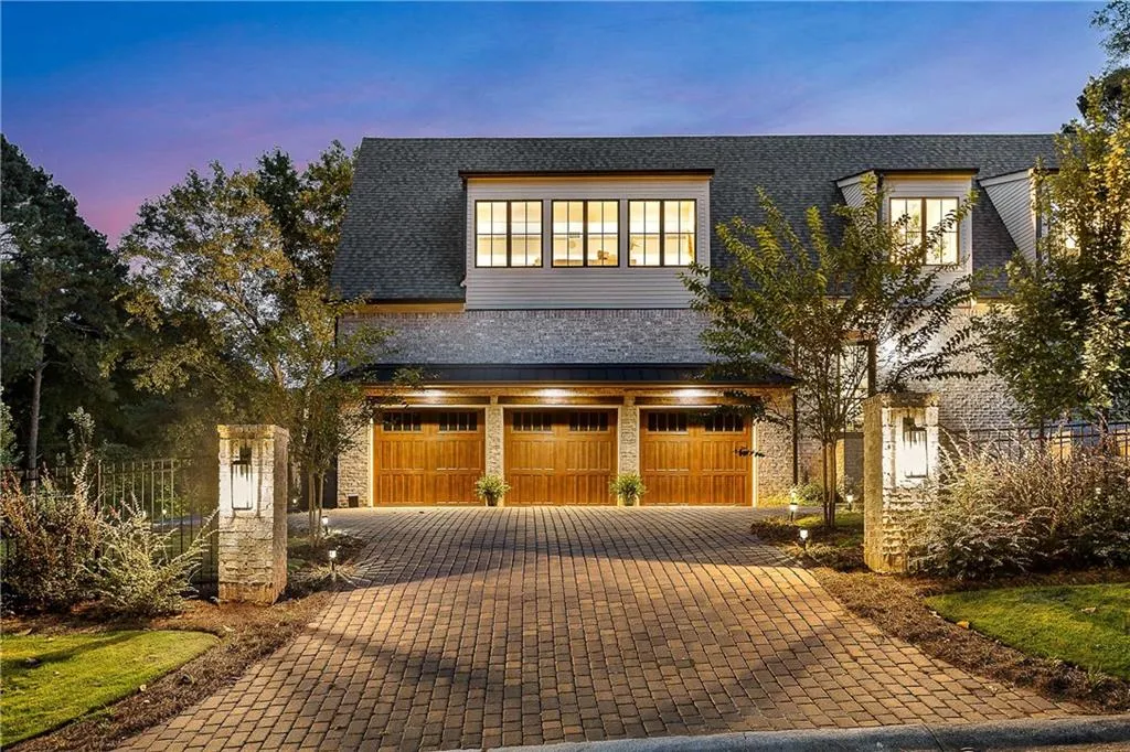 8380 Berkley Ridge, Sandy Springs, Georgia 30350, 5 Bedrooms Bedrooms, ,5 BathroomsBathrooms,Residential,For Sale,8380 Berkley Ridge,7710155