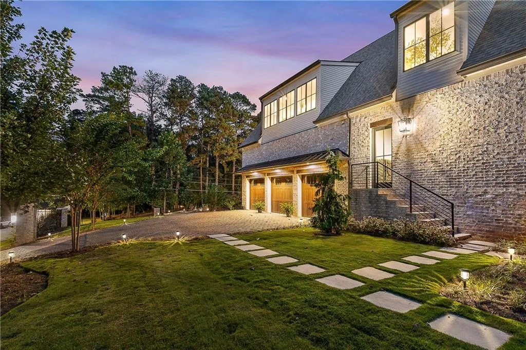 8380 Berkley Ridge, Sandy Springs, Georgia 30350, 5 Bedrooms Bedrooms, ,5 BathroomsBathrooms,Residential,For Sale,8380 Berkley Ridge,7710155