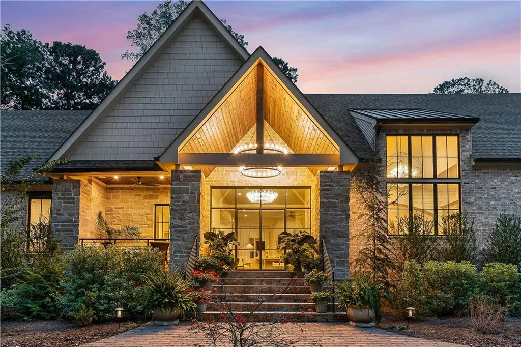 8380 Berkley Ridge, Sandy Springs, Georgia 30350, 5 Bedrooms Bedrooms, ,5 BathroomsBathrooms,Residential,For Sale,8380 Berkley Ridge,7710155