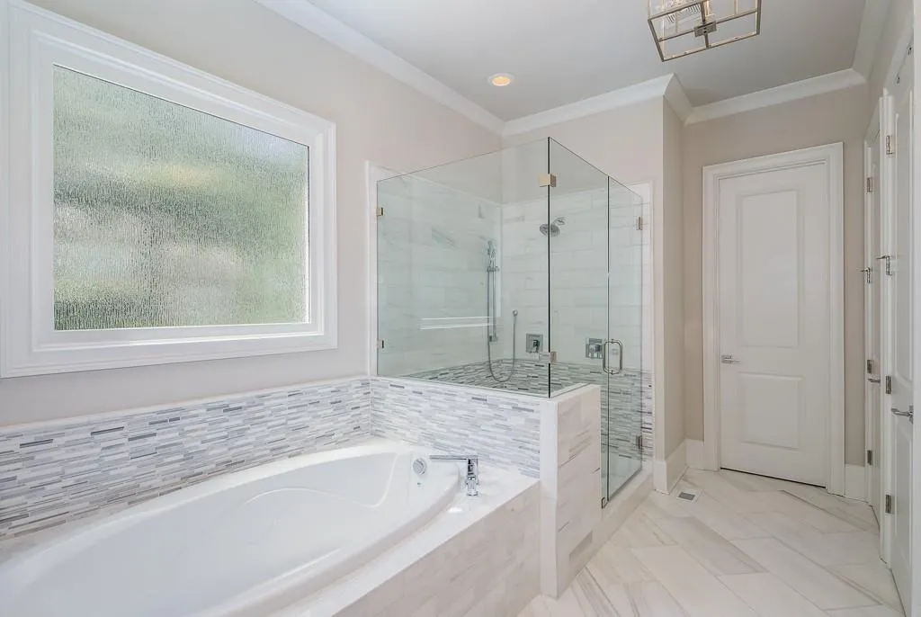 5727 Long Island Drive Nw, Atlanta, Georgia 30327, 6 Bedrooms Bedrooms, ,5 BathroomsBathrooms,Residential,Sold,5727 Long Island Drive Nw,6597803