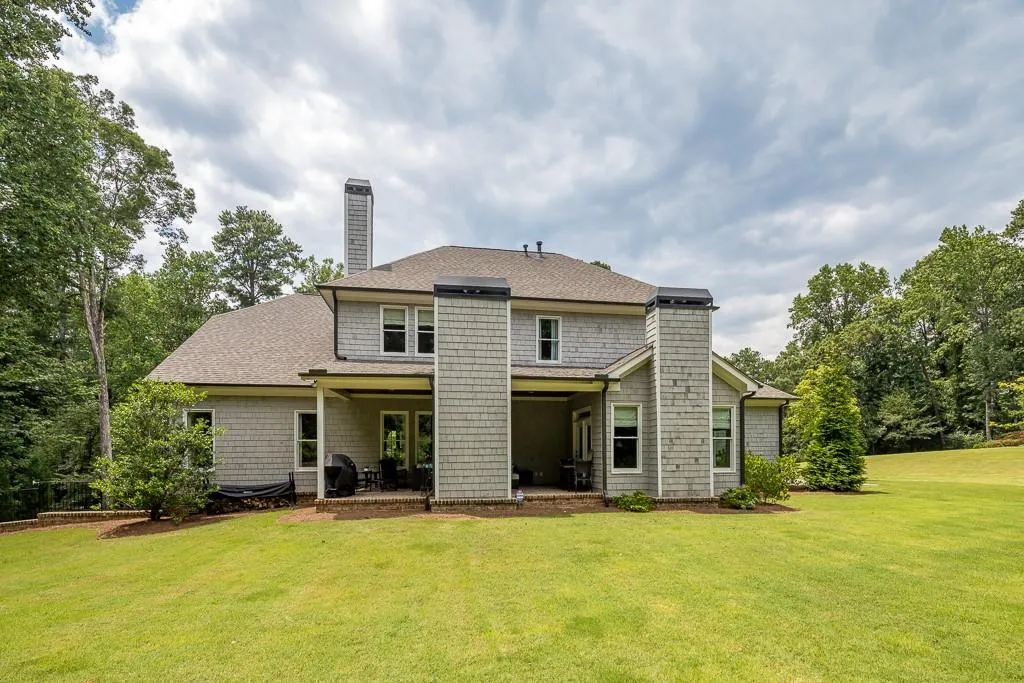5727 Long Island Drive Nw, Atlanta, Georgia 30327, 6 Bedrooms Bedrooms, ,5 BathroomsBathrooms,Residential,Sold,5727 Long Island Drive Nw,6597803