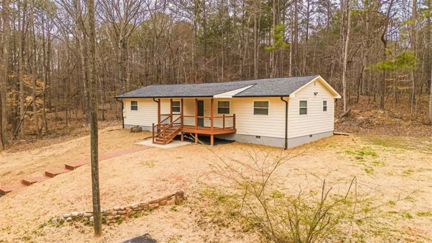 44 Pittman Drive, Whitesburg, Georgia 30185