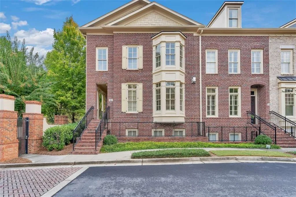 201 Riversgate Drive, Atlanta, Georgia 30339, 4 Bedrooms Bedrooms, ,4 BathroomsBathrooms,Residential,Sold,201 Riversgate Drive,7759628