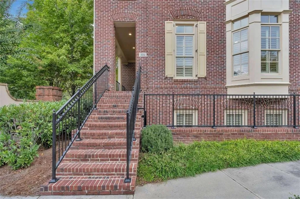 201 Riversgate Drive, Atlanta, Georgia 30339, 4 Bedrooms Bedrooms, ,4 BathroomsBathrooms,Residential,Sold,201 Riversgate Drive,7759628