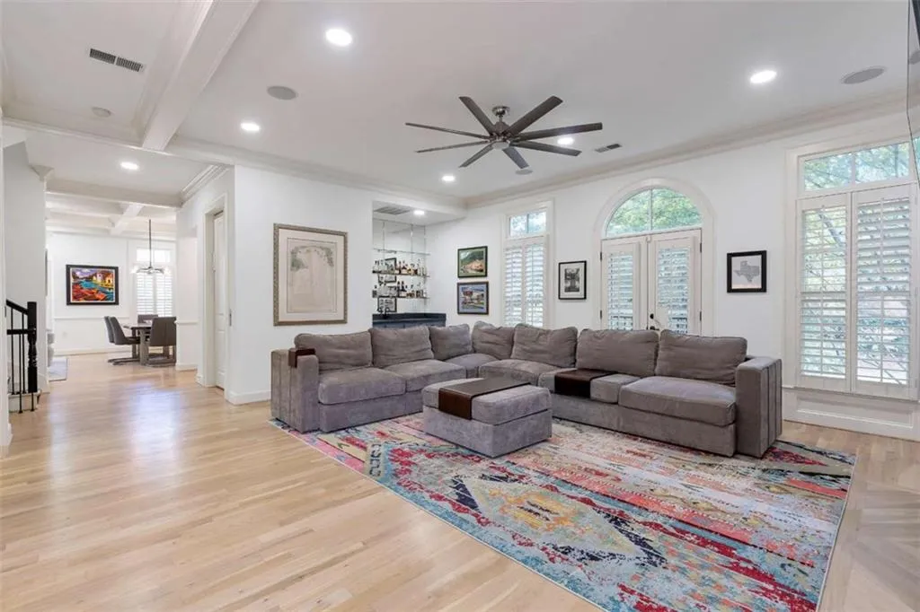 201 Riversgate Drive, Atlanta, Georgia 30339, 4 Bedrooms Bedrooms, ,4 BathroomsBathrooms,Residential,Sold,201 Riversgate Drive,7759628