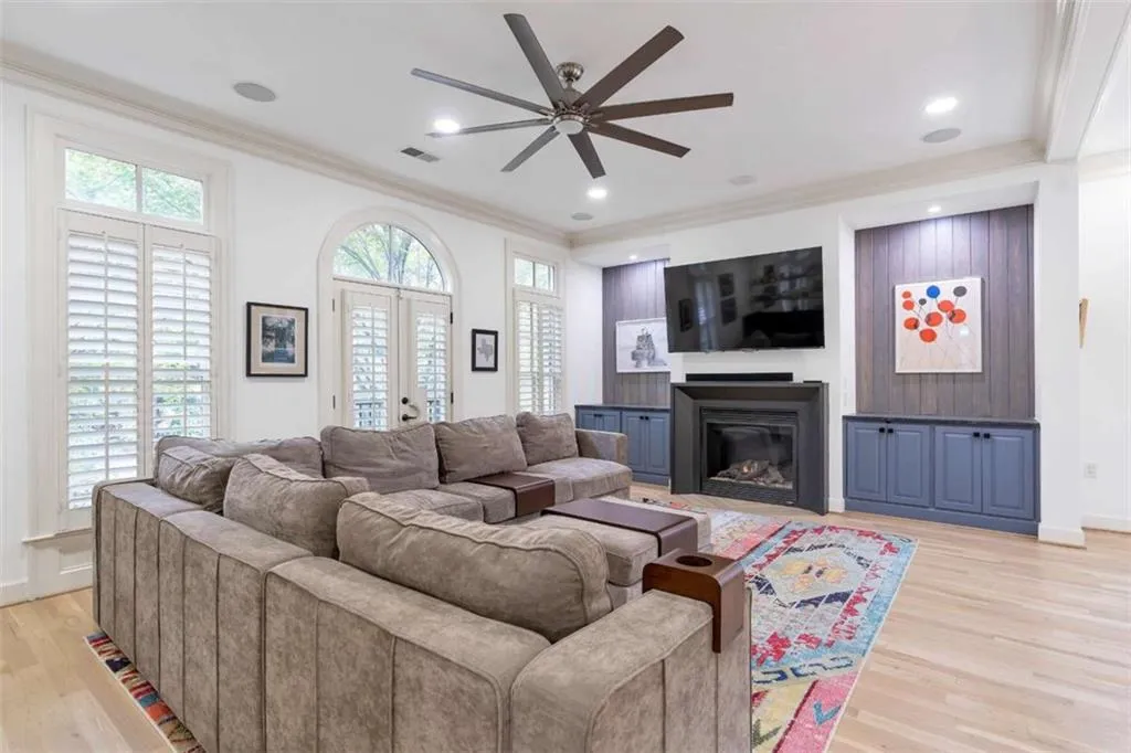 201 Riversgate Drive, Atlanta, Georgia 30339, 4 Bedrooms Bedrooms, ,4 BathroomsBathrooms,Residential,Sold,201 Riversgate Drive,7759628